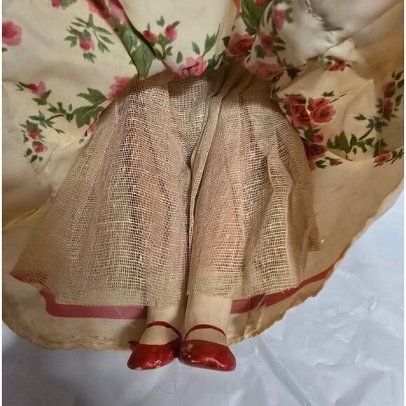 2 Vintage Old Composition Dolls Mexico 16" & 14" & Paper Streamer 12 ft - Picture 13 of 16
